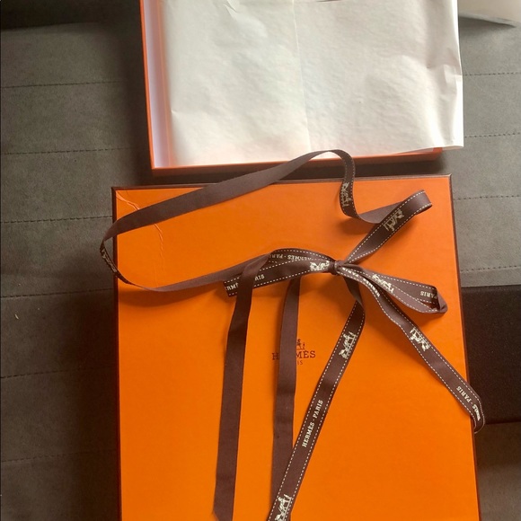 Hermès Flamingo Party Scarf Miami Limited … - Picture 8 of 10